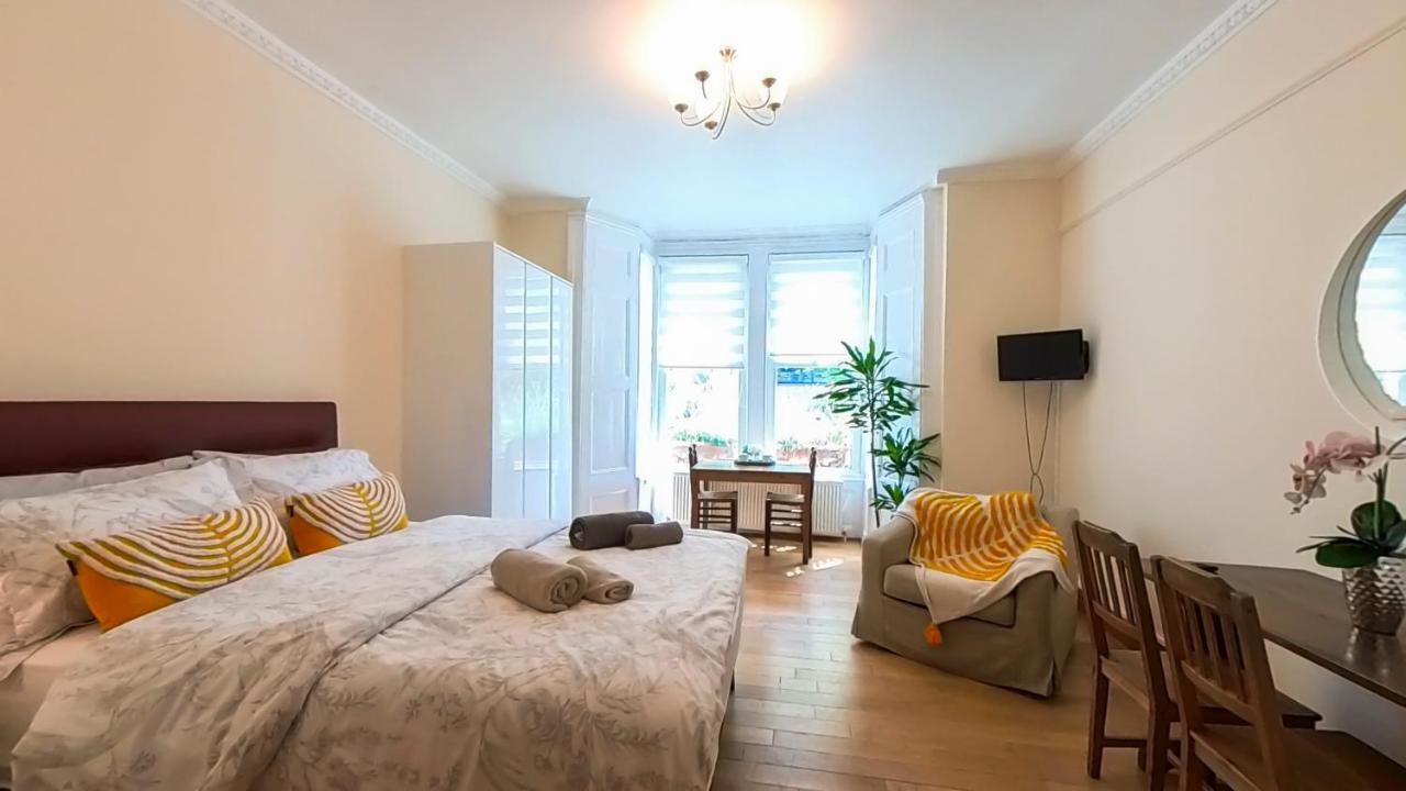 Lovely&bright Flat Close To * Londra
